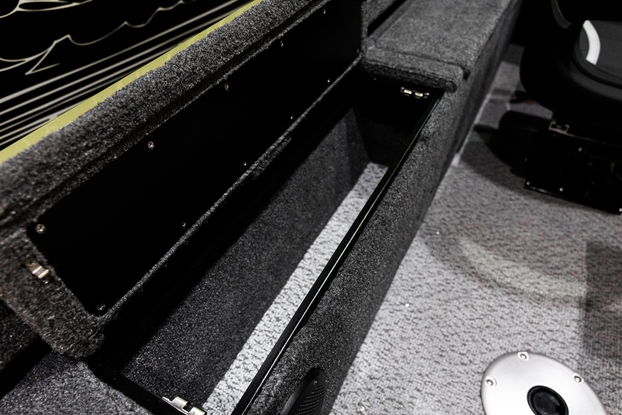 Катер NorthSilver Wide Max