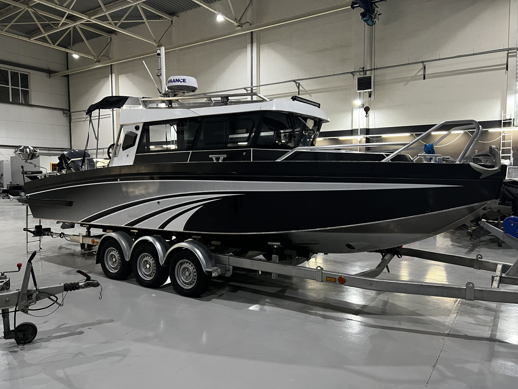 Vboats Voager 800 с мотором Yamaha 300