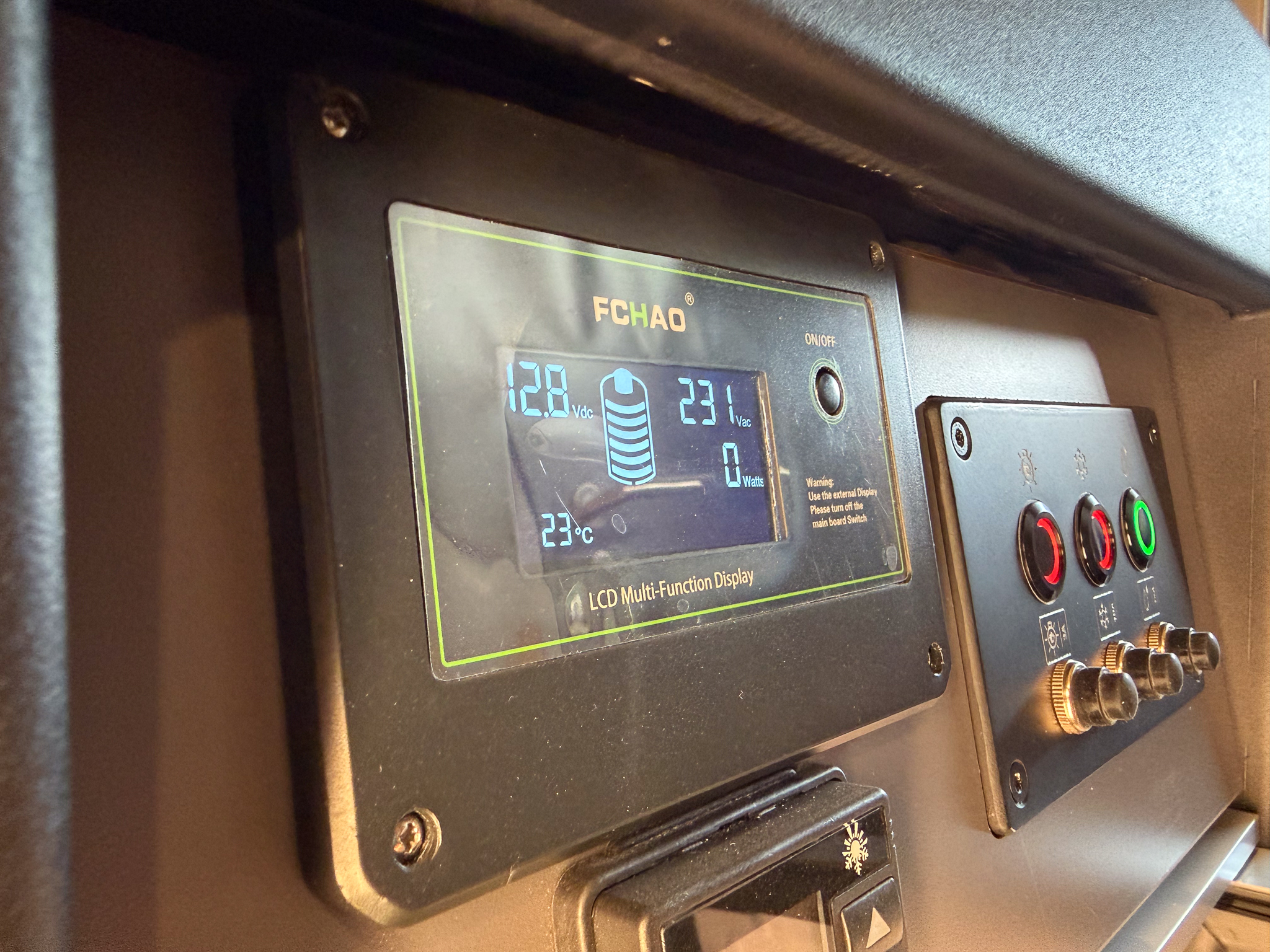 VBOATS VOYAGER 850 Cabin + Mercury Verado 400 + прицеп