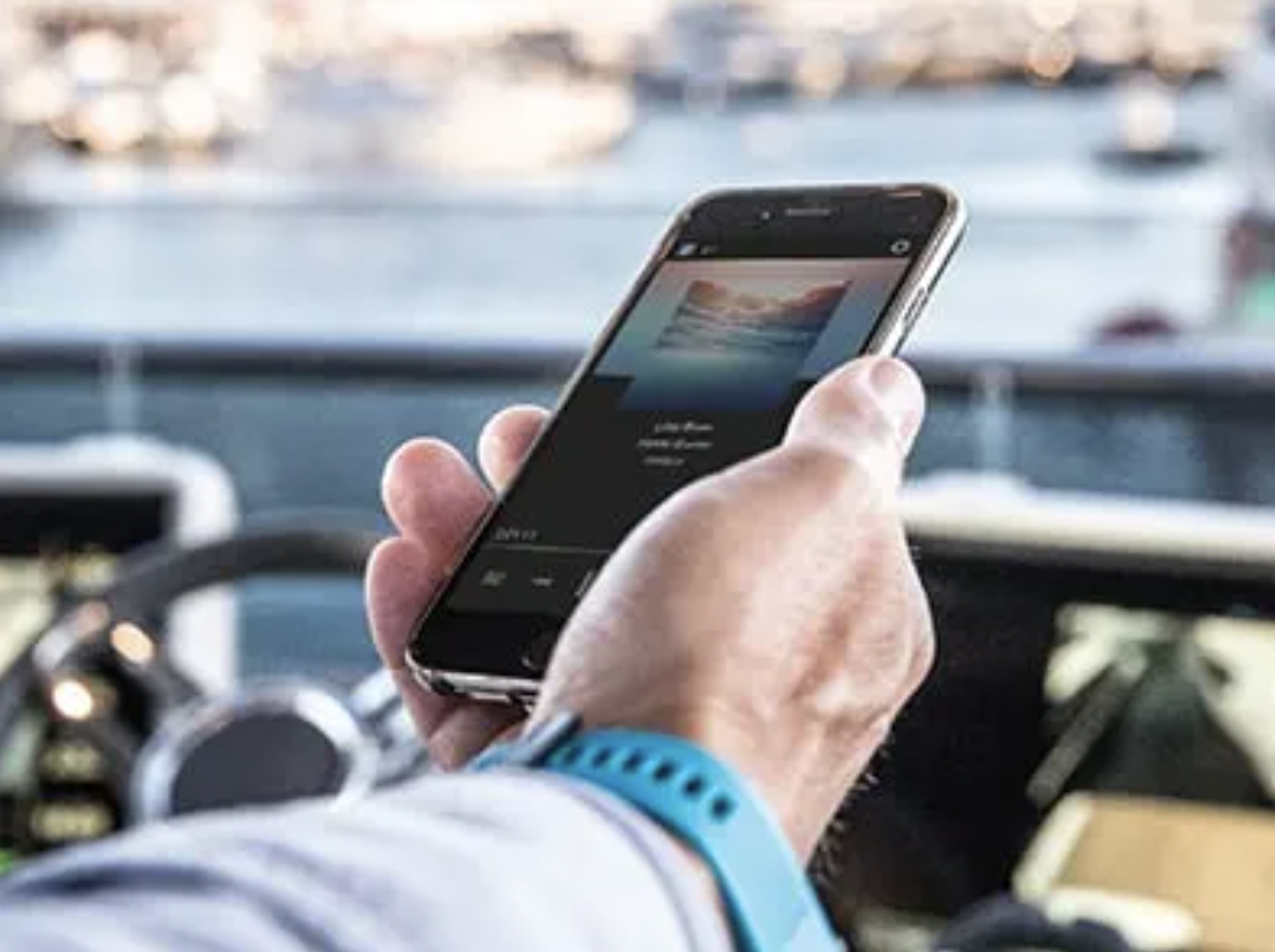 Fusion® MS-RA60 Marine Head Unit