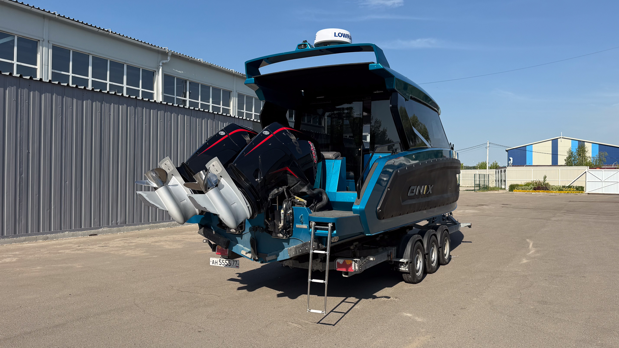 Лодка ONIX 850 Cabin + Спарка Mercury ProXs 300 + прицеп