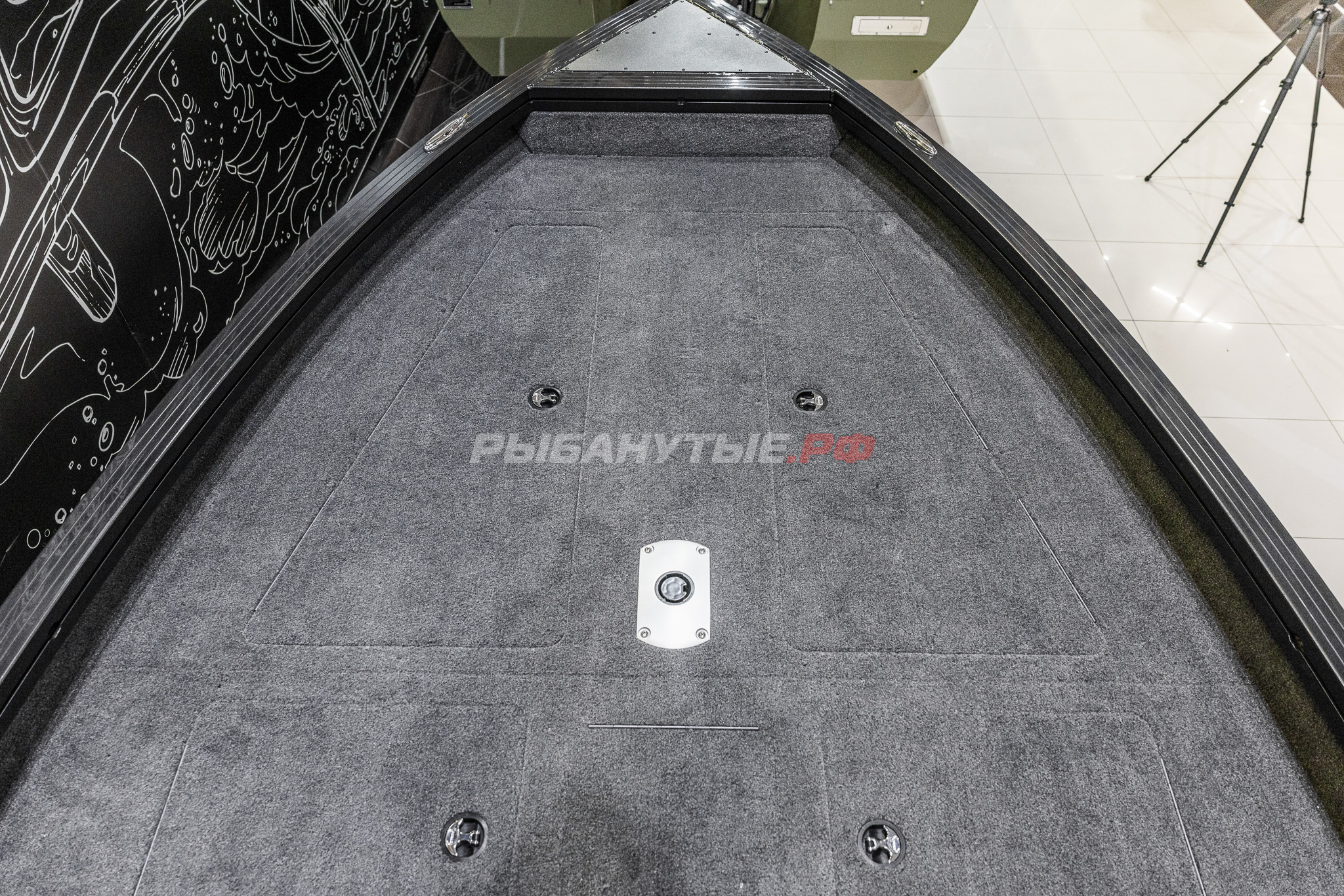 NorthSilver 700M Fish Sport на катере — пример установки, Рыбанутые.РФ