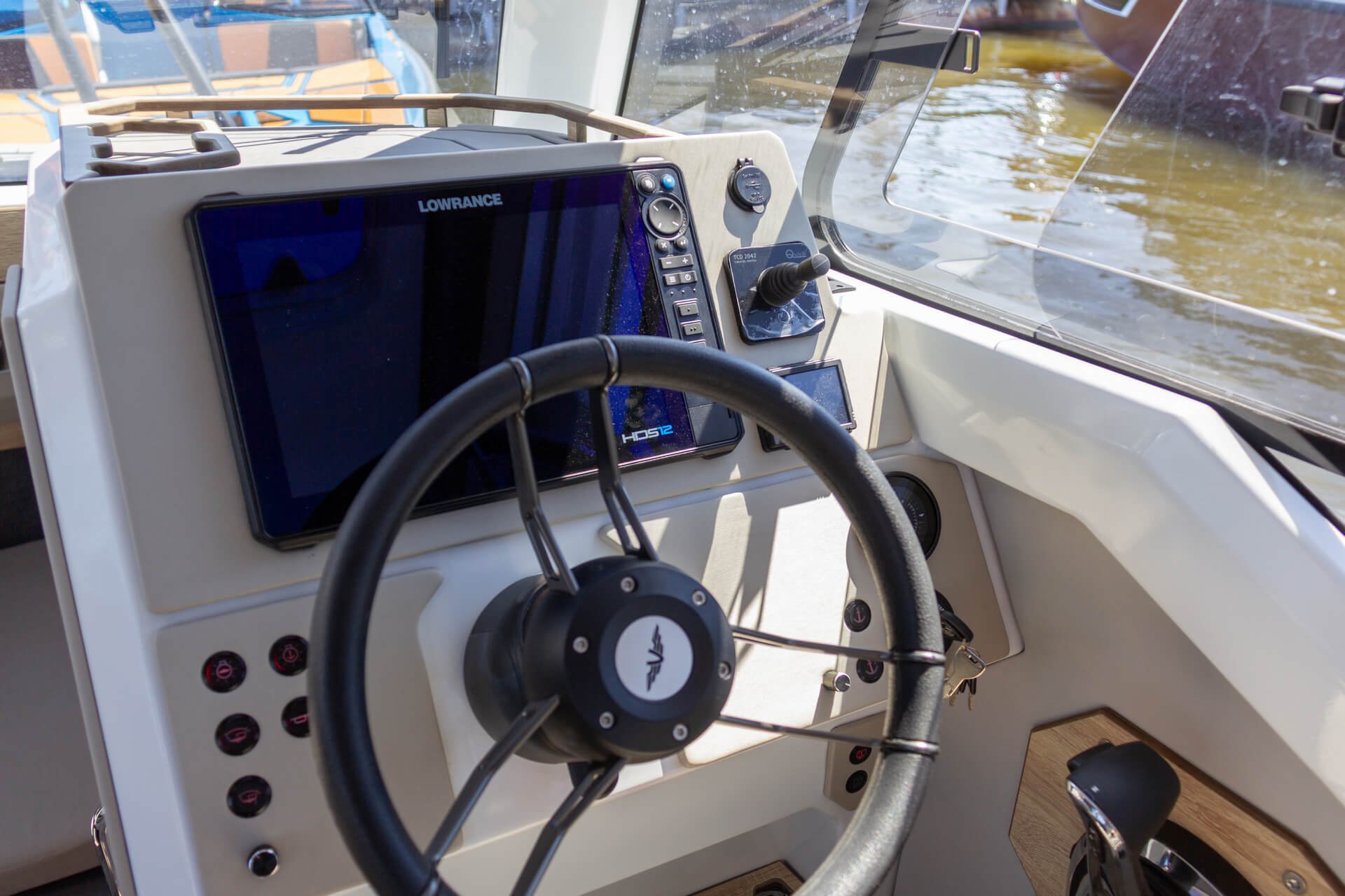 VBOATS Discovery 23