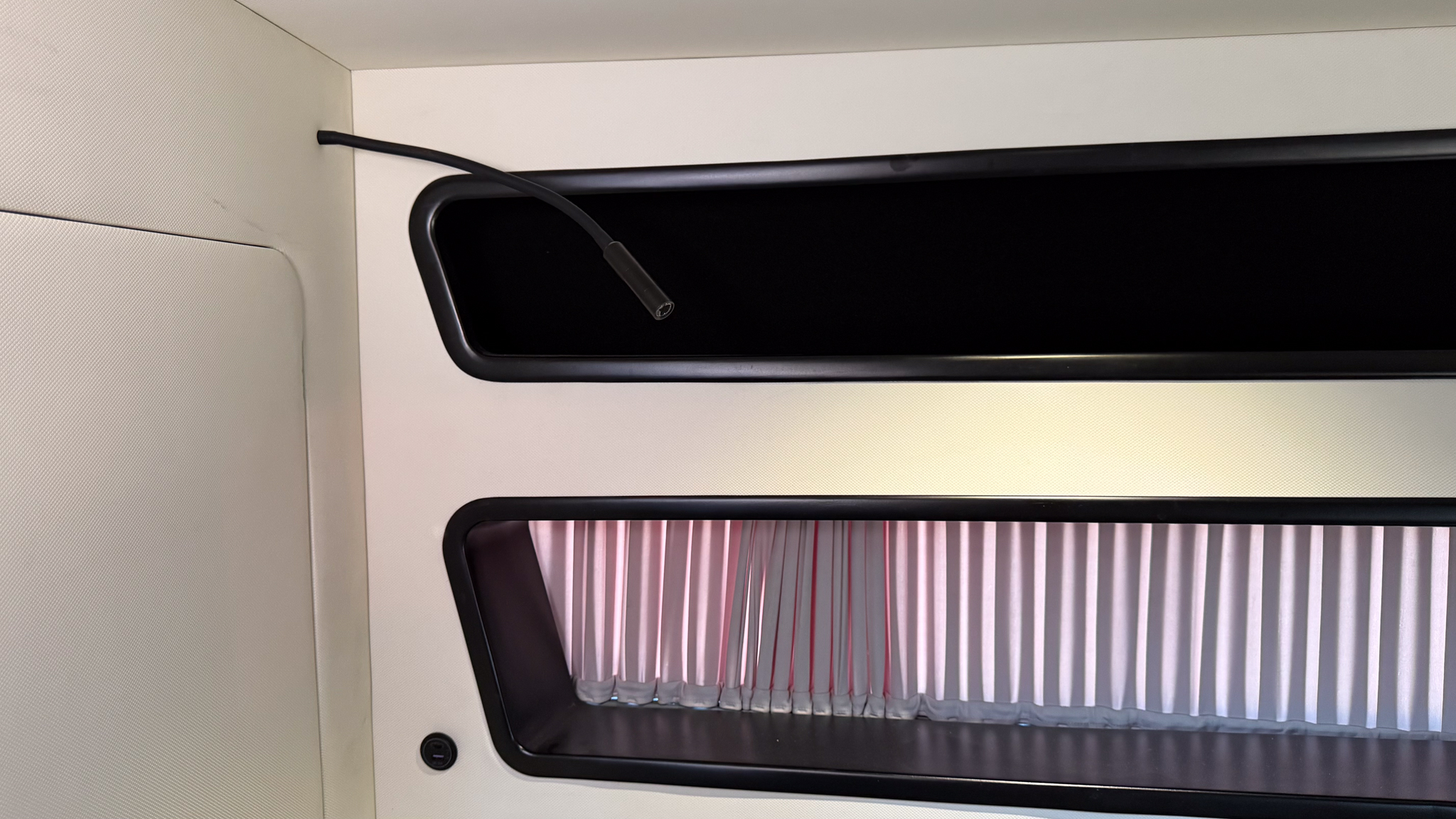 Лодка ONIX 850 Cabin + Спарка Mercury ProXs 300 + прицеп
