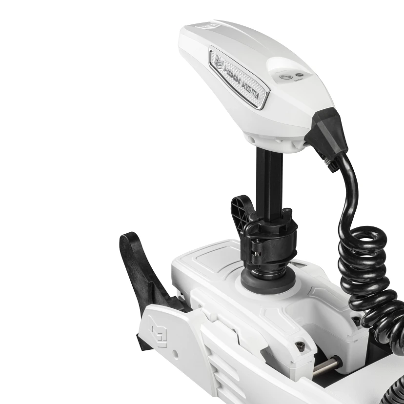 Minn Kota Riptide Terrova QUEST 90/115 lb. Thrust, 72" Shaft, Wireless Remote, White на катере — пример установки, Рыбанутые.РФ