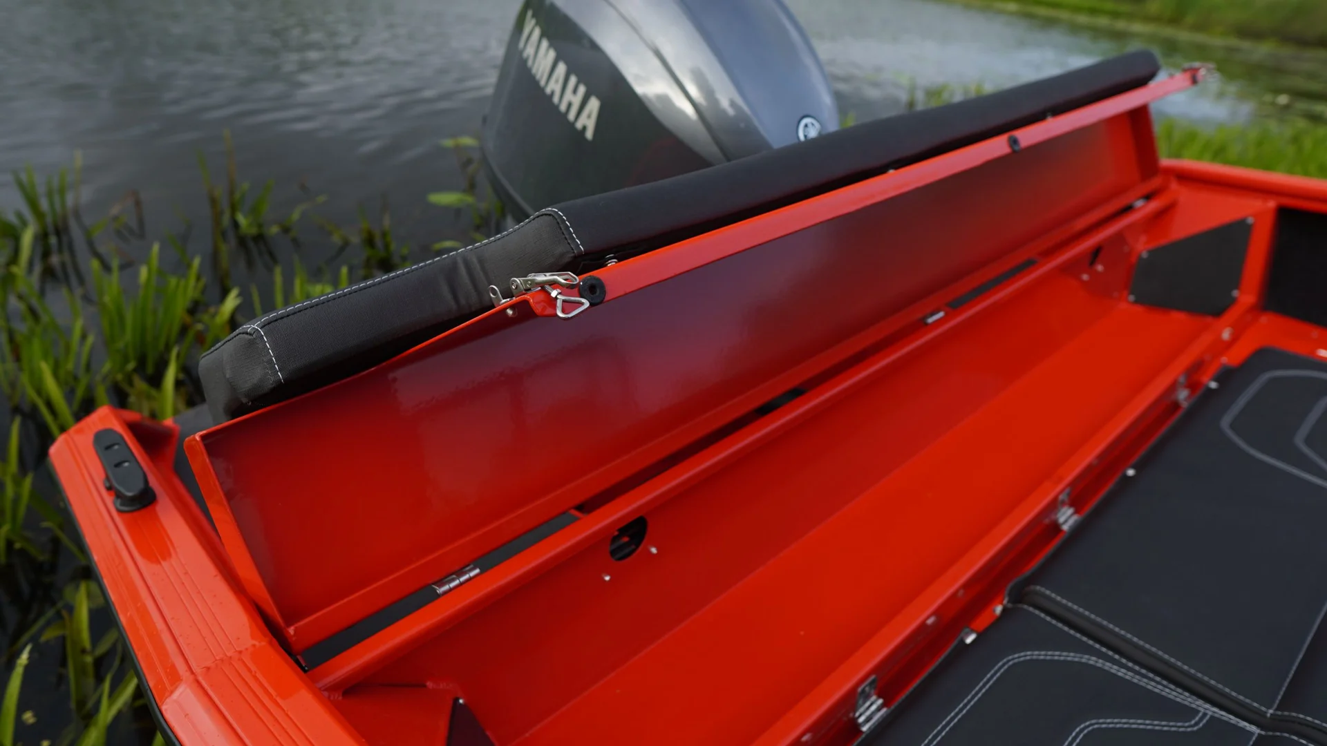 Windboat 4.6 DCX Air