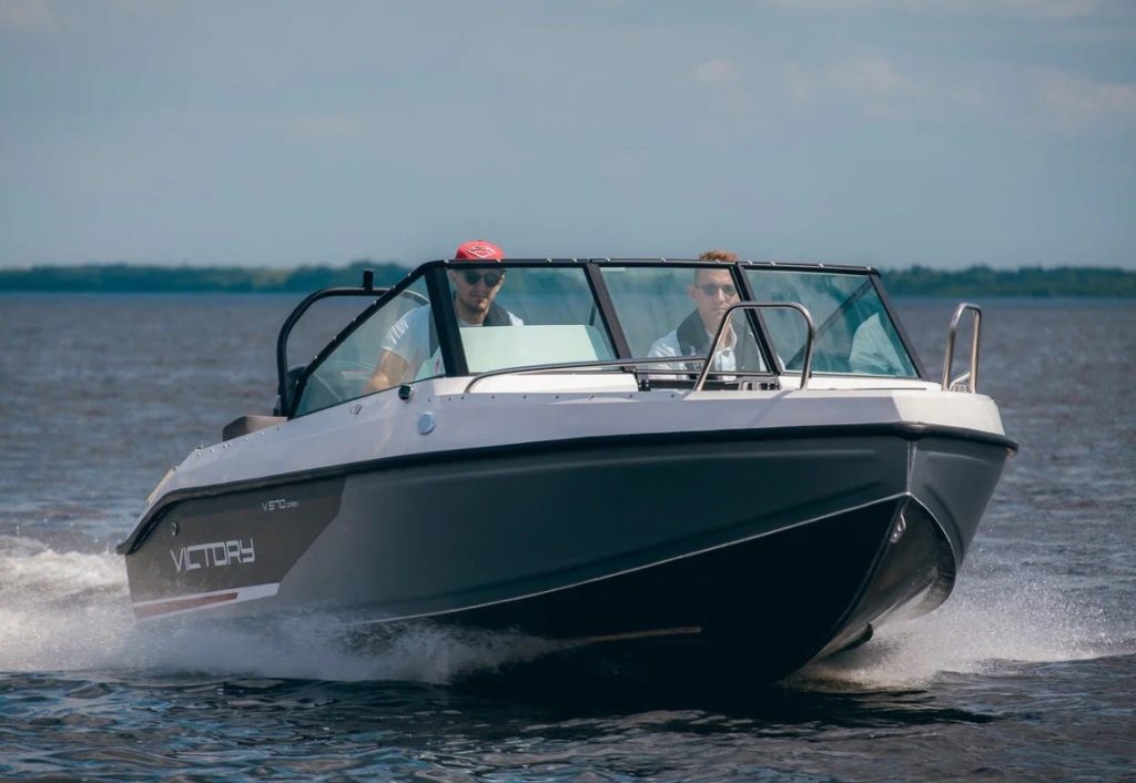 Victory 570 Open