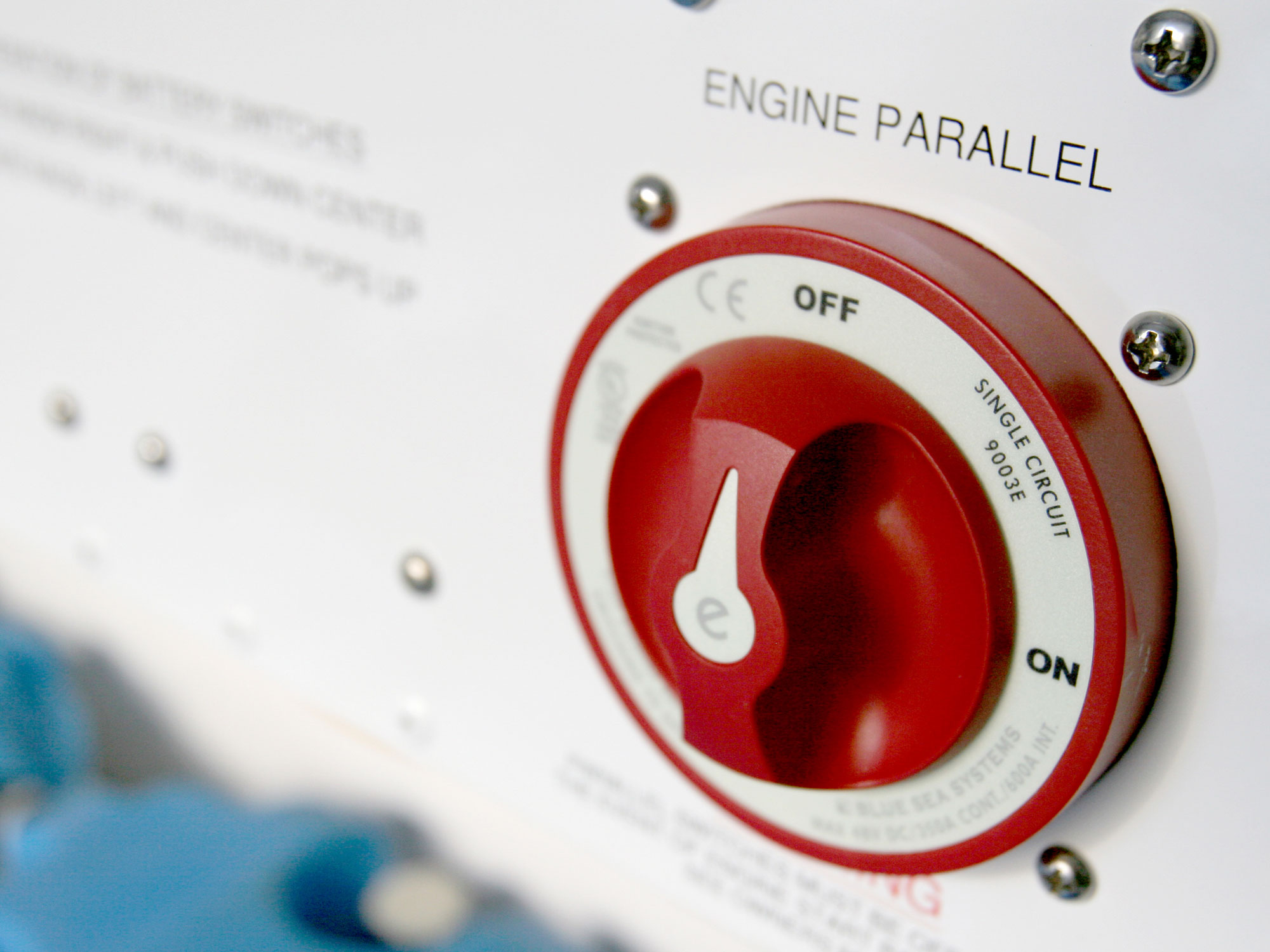 BlueSea e-Series On Off Battery Switch 9003e