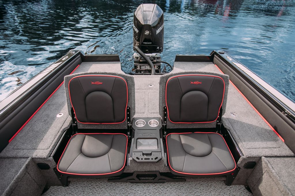 Albakore 650 Fish на катере — пример установки, Рыбанутые.РФ