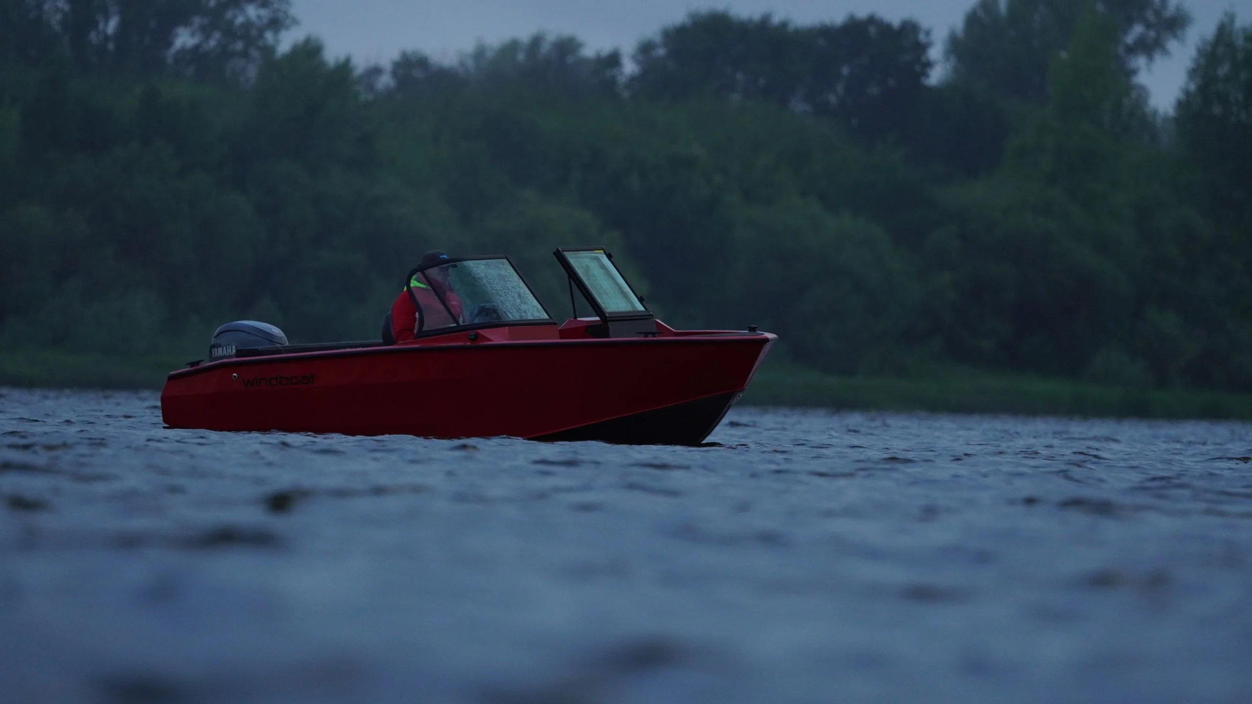Windboat 4.6 DCX Air