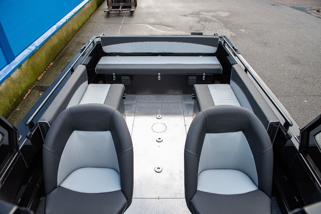 NorthSilver PRO 605 M на катере — пример установки, Рыбанутые.РФ