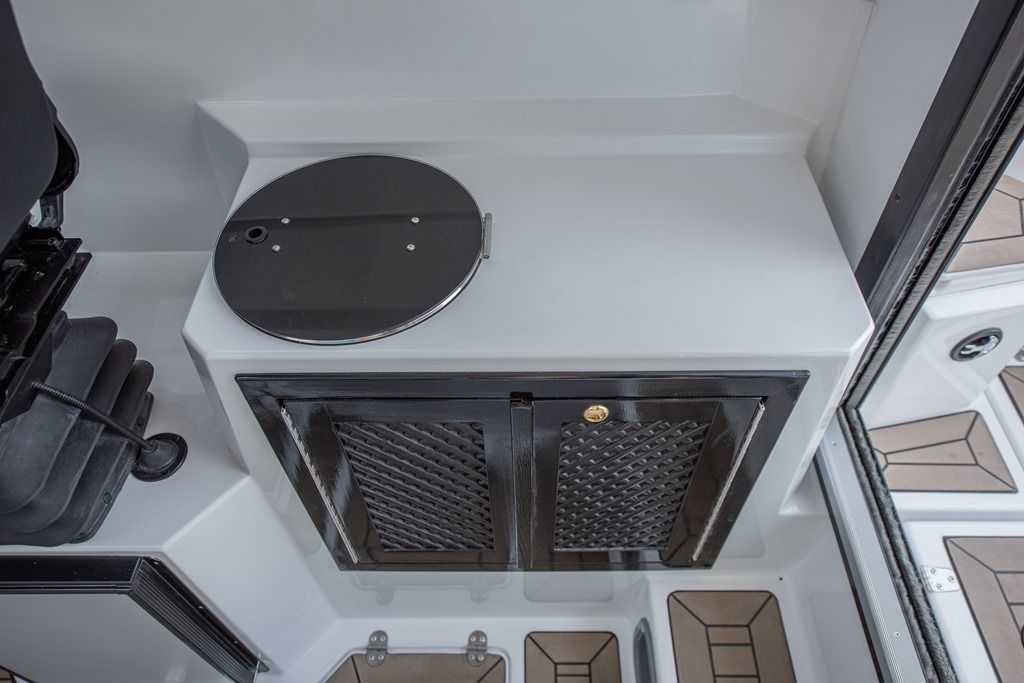 NorthSilver Star Cabin 780 на катере — пример установки, Рыбанутые.РФ