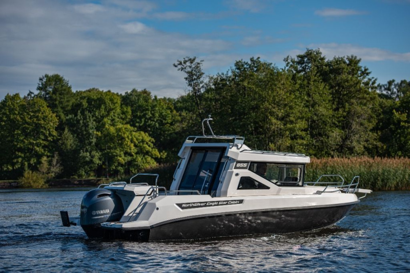 NorthSilver Star Cabin 655 на катере — пример установки, Рыбанутые.РФ