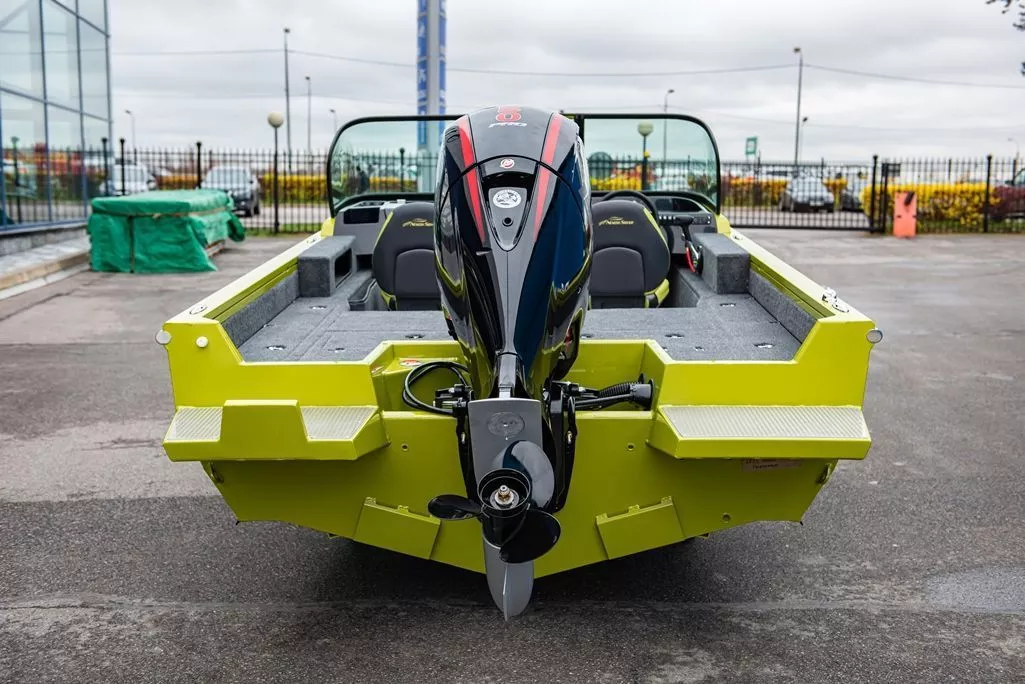 NorthSilver 585 Fish Sport на катере — пример установки, Рыбанутые.РФ