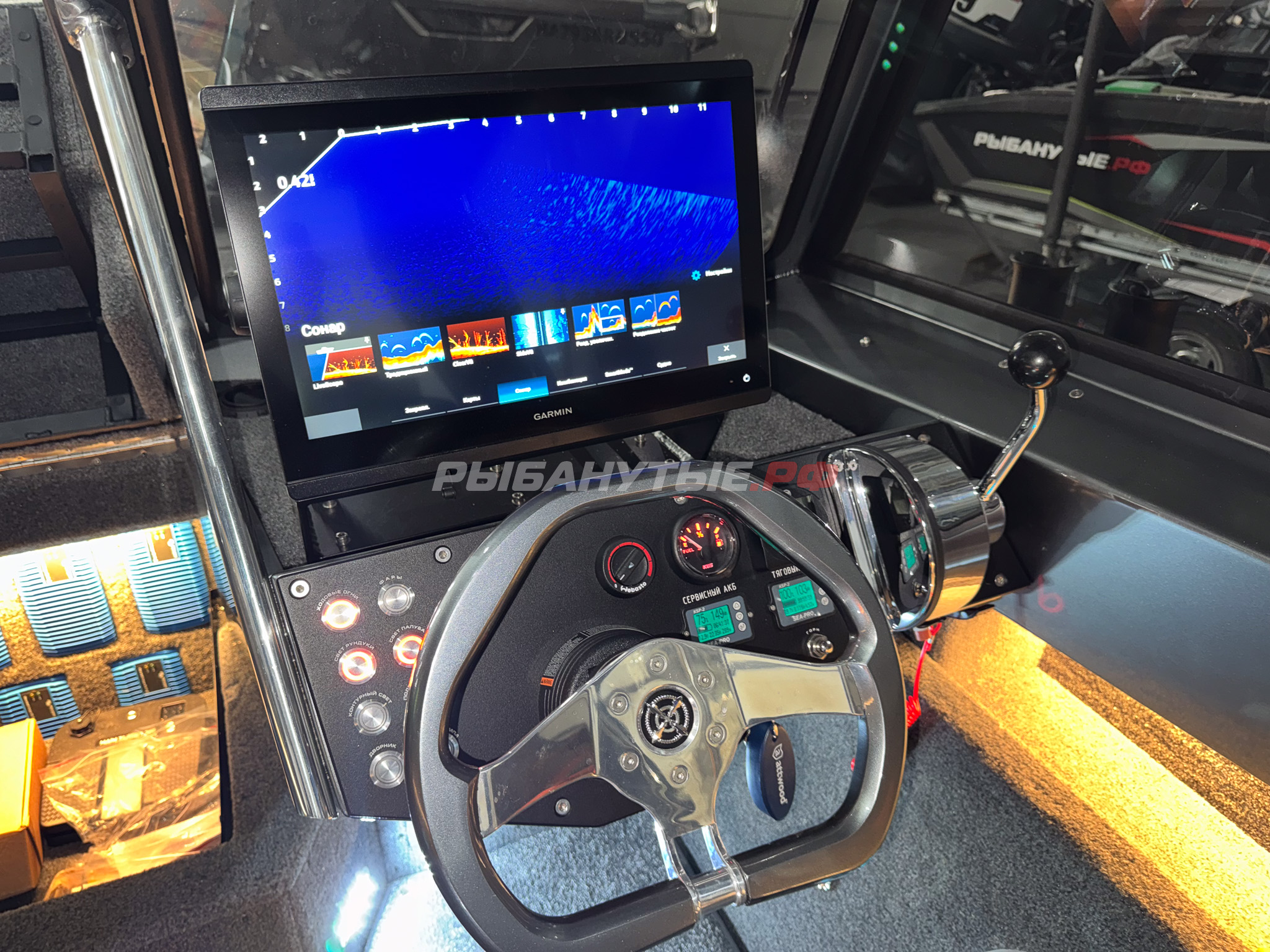 Лодка Росомаха R6000S + Mercury Optimax 200 + прицеп на катере — пример установки, Рыбанутые.РФ