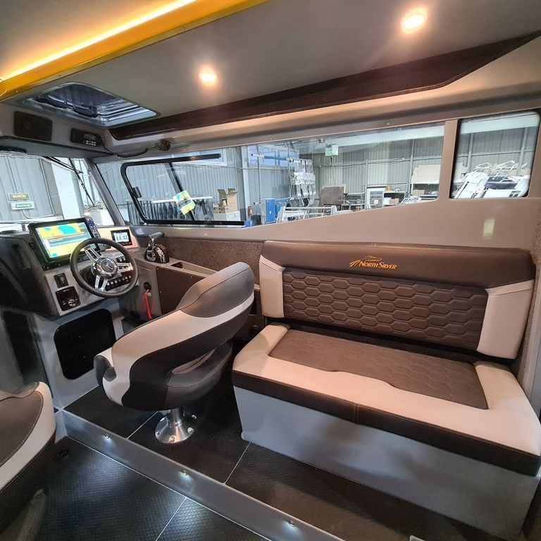 NorthSilver 766 L на катере — пример установки, Рыбанутые.РФ