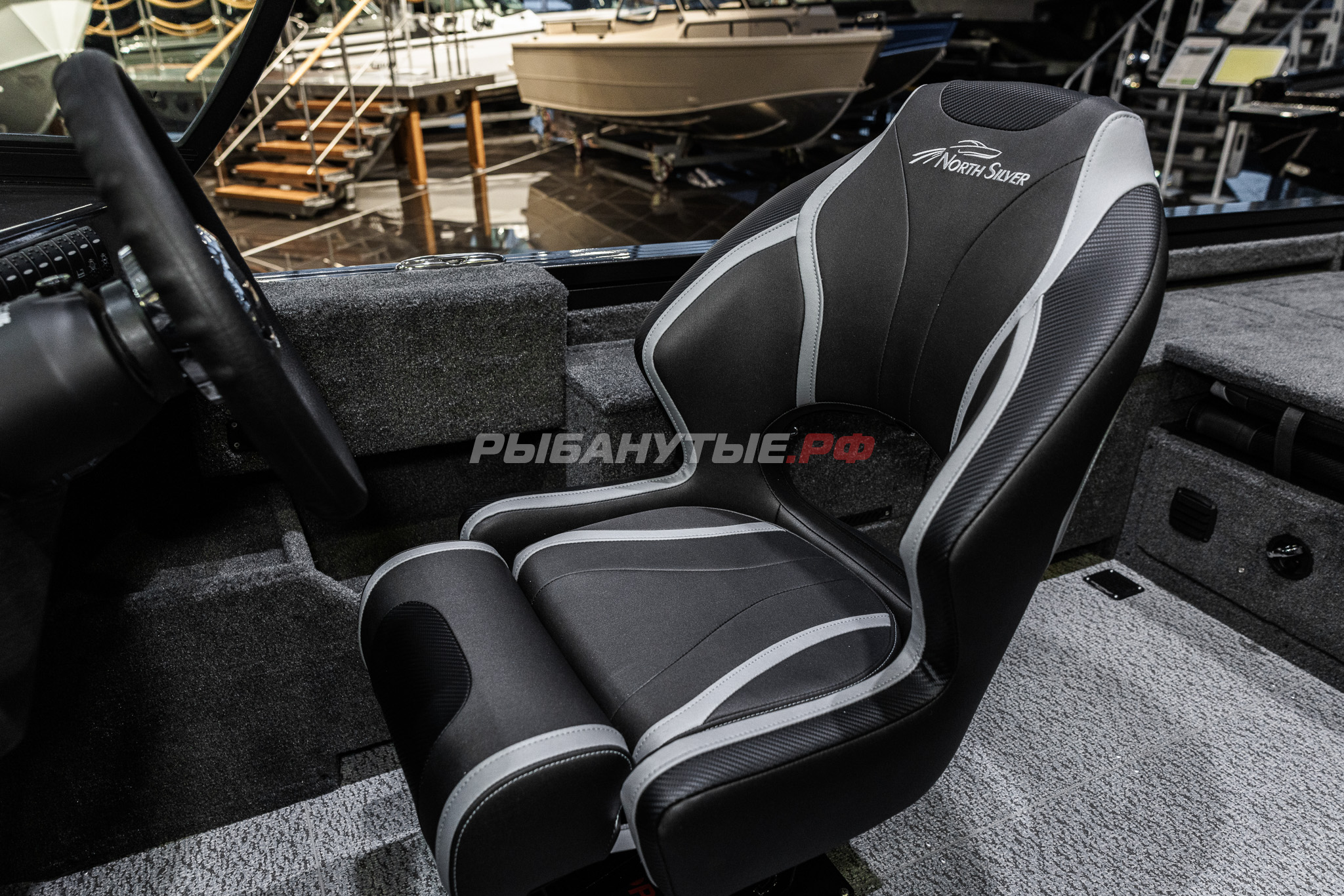 NorthSilver 700M Fish Sport на катере — пример установки, Рыбанутые.РФ