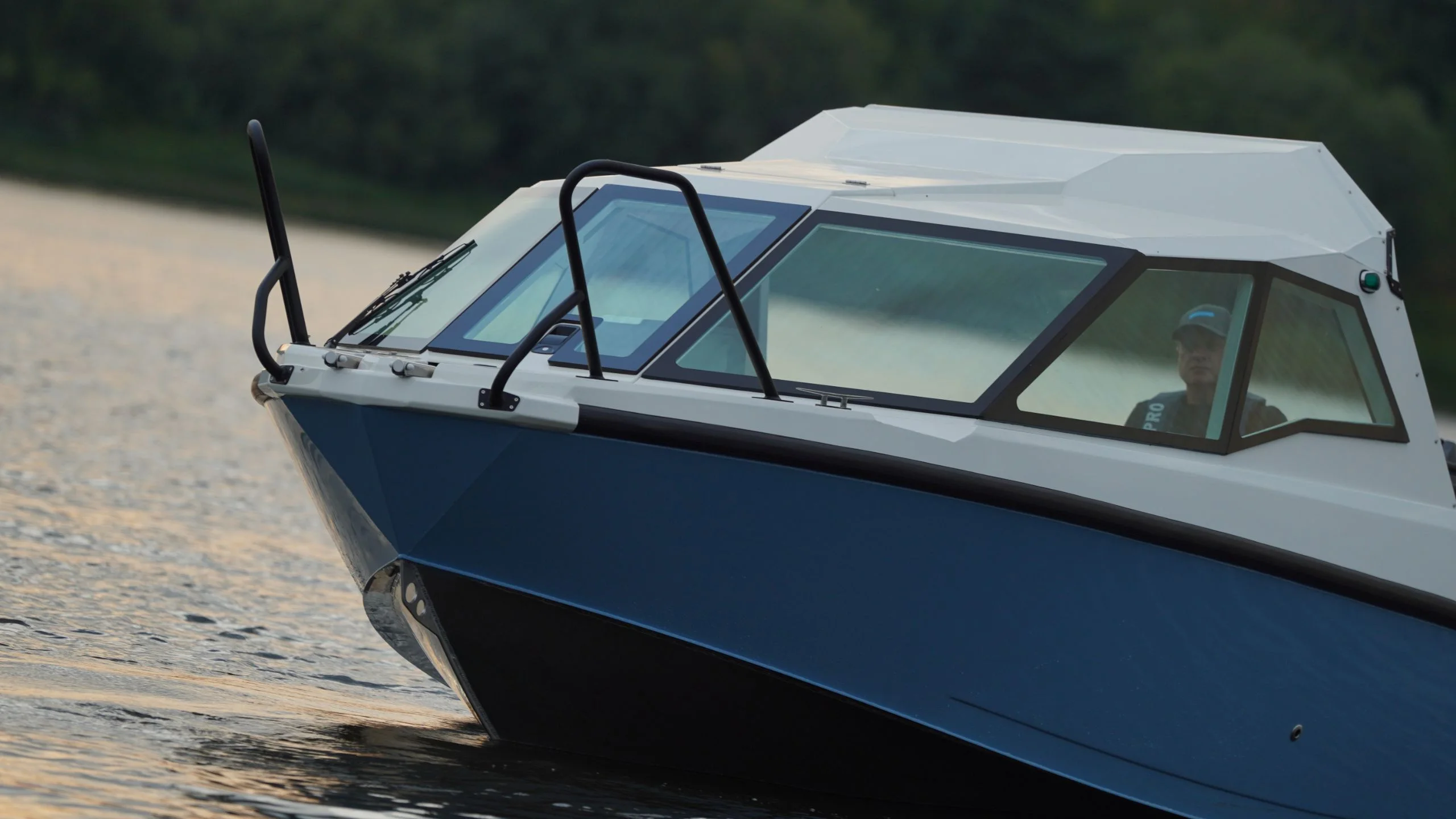 Windboat 6.3 HT